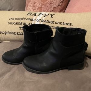 Torrid Black Zip-Up Short Boots with Bow - 11W